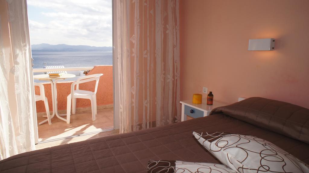 Idi Hotel Agia Galini Eksteriør billede