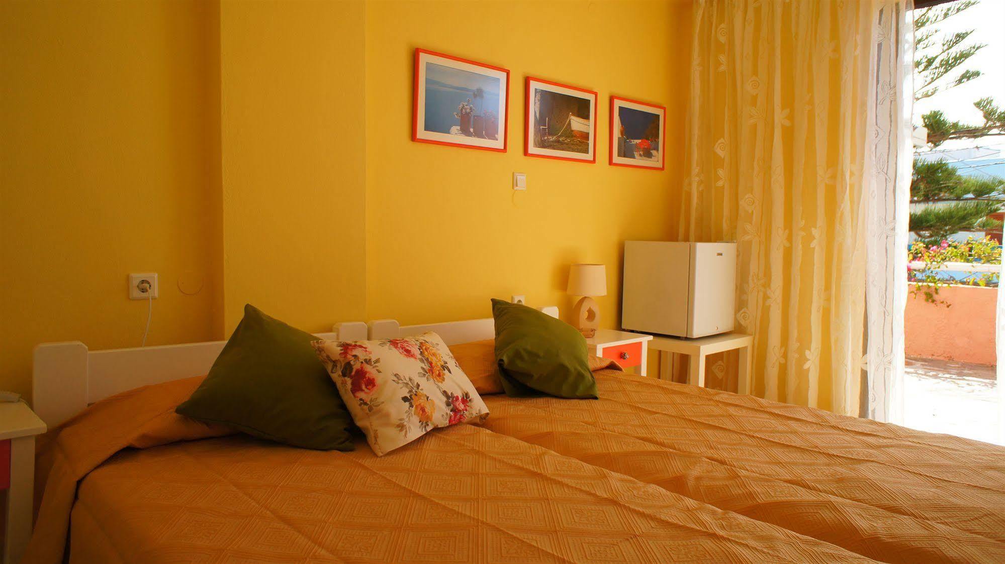Idi Hotel Agia Galini Eksteriør billede